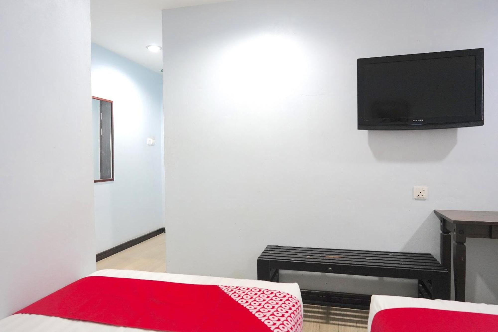 Super Oyo 89544 Utama Inn Bintulu Ngoại thất bức ảnh