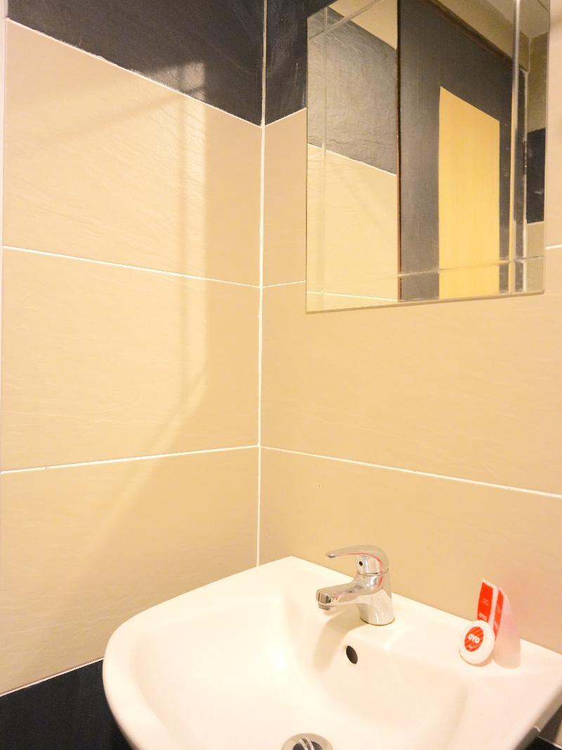 Super Oyo 89544 Utama Inn Bintulu Ngoại thất bức ảnh